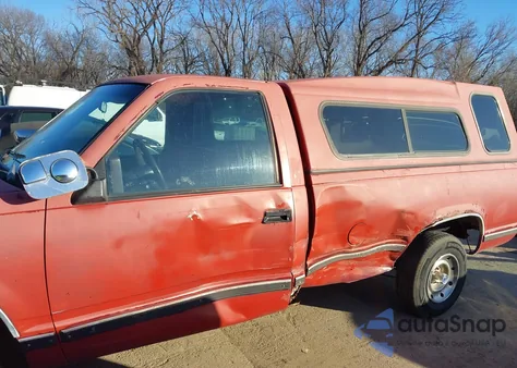 1989 Chevrolet Gmt-400 C1500 z USA, uszkodzony, nr VIN 1GCDC14K6KZ125125